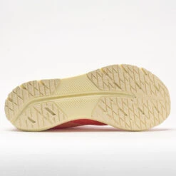 Brooks Hyperion Tempo Women's Hot Coral/Flan/Fusion Coral -Brooks 048239 4