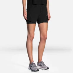 Brooks Chaser 5" 2-in-1 Shorts Women's